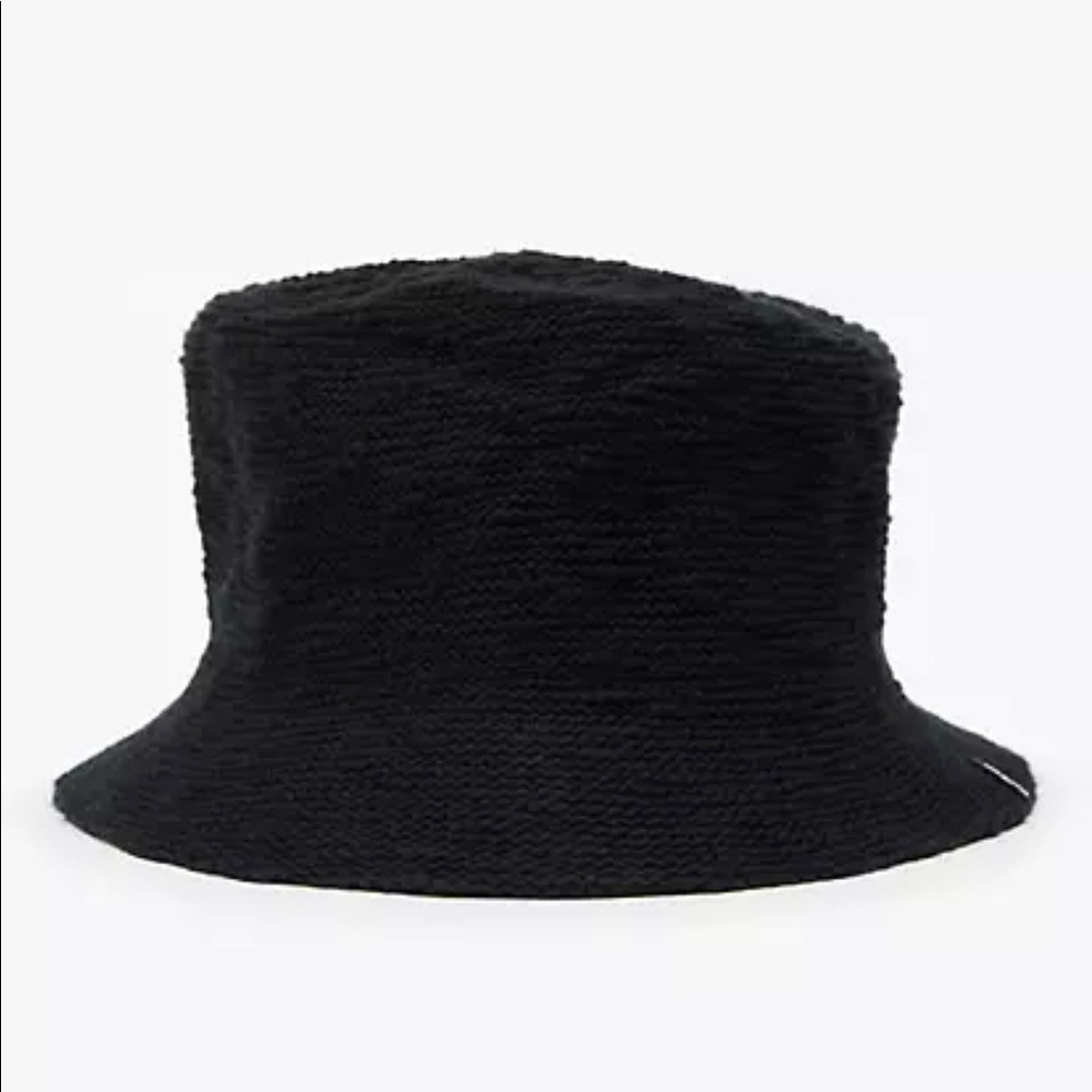 Levi’s slub knit bucket hat NWT